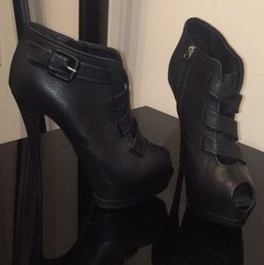 Giussepe Zanotti black peep toe bootie